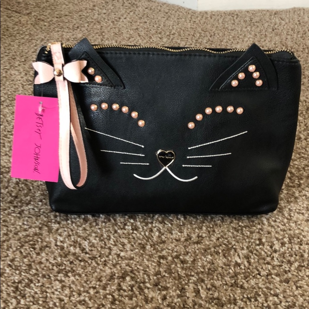 BRAND NWT BETSEY JOHNSON CLUTCH💕💕💕NWOT